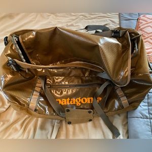 55 liter backpack\ duffle bag PATAGONIA. Great condition used twice